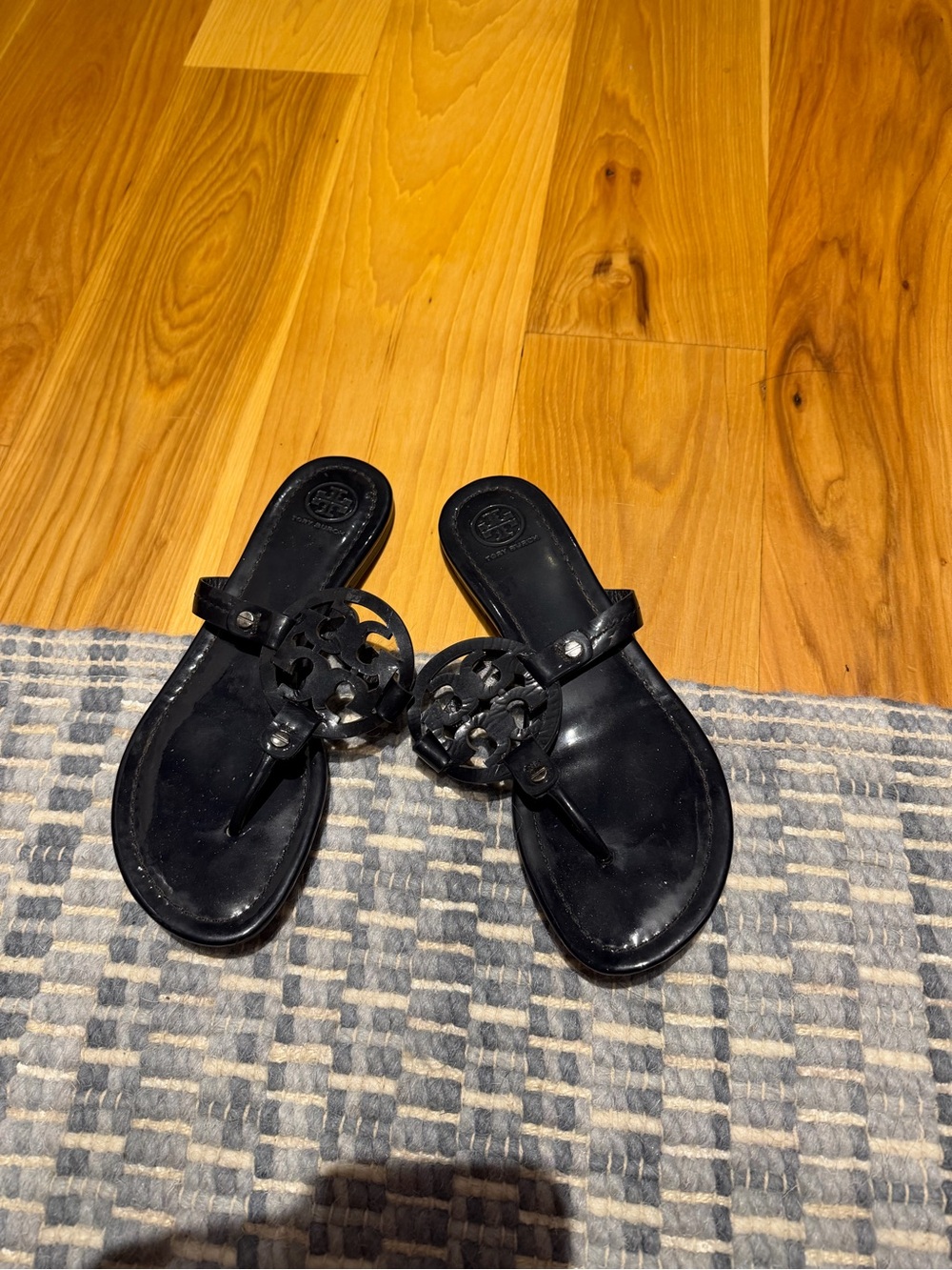 Tory Burch Logo Medallion Thong Sandals